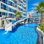 Grand Avenue By Fantasea อพาร์ทเม้น Pattaya