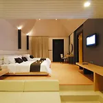 Hotel Long Garden & Pavilions