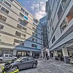 อพาร์ทเม้น Hagone Condotel - Pool, Near & Steps To Weekend Market