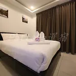 Aparthotel Arcadia Waters