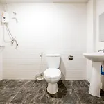 Oyo 347 Southside Hotel