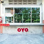 โอโย 645 บ้านเรืองรุ่งโรจน์ 2*