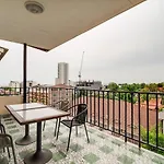 Hotel Patumnak Beach Guesthouse Pattaya