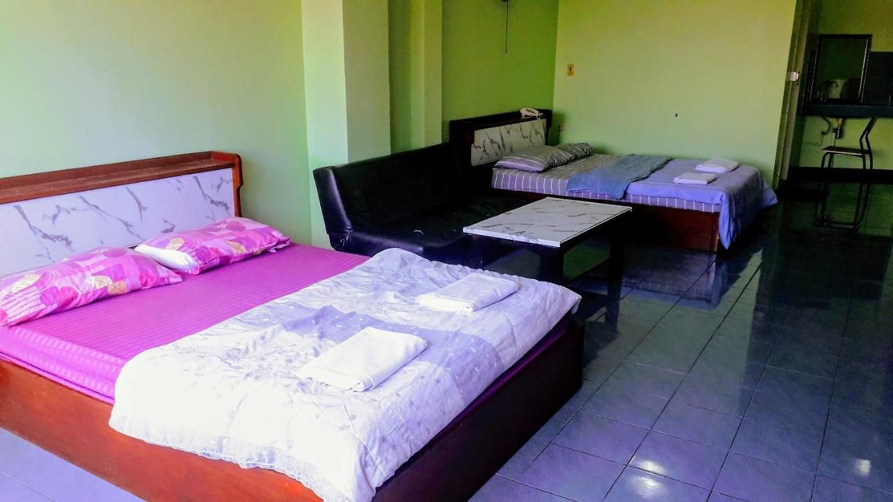 วอล์คกิ้งสตรีท อองคอร์ โฮเต็ล Pattaya