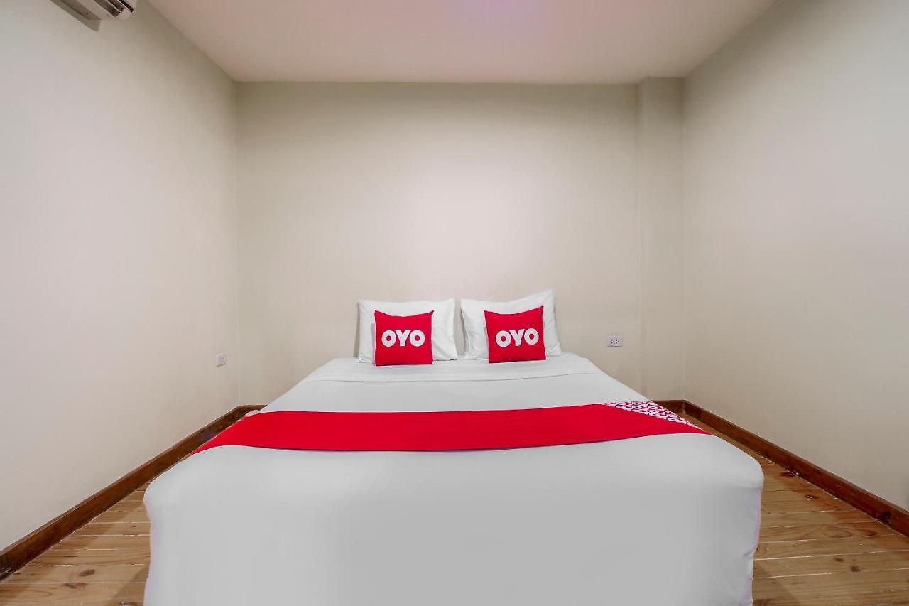 Oyo 1065 Greenery House โรงแรม 2*