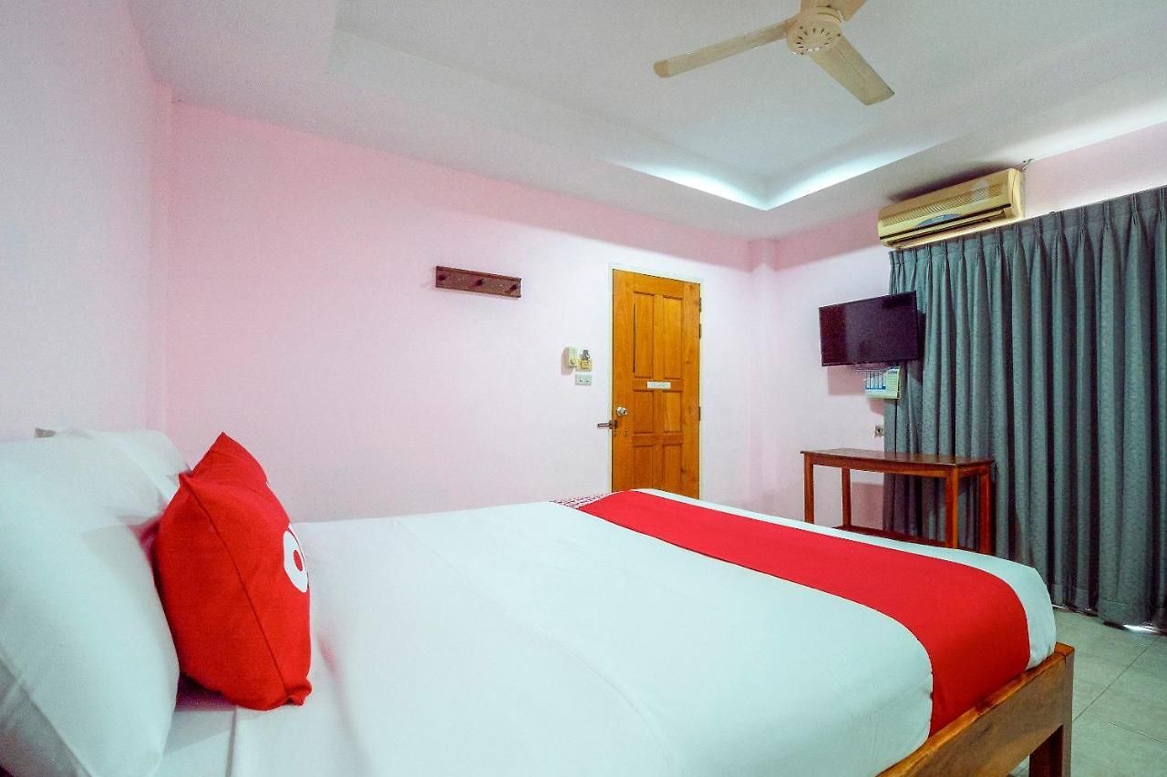 โรงแรม Oyo 1065 Greenery House Pattaya