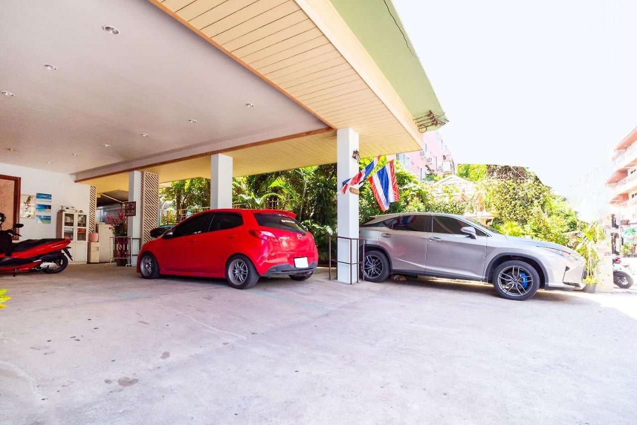 Oyo 1065 Greenery House โรงแรม 2*