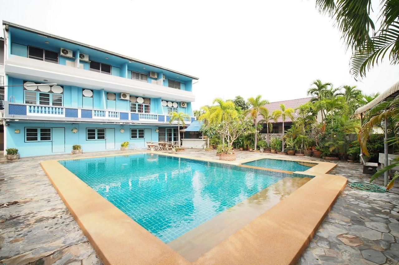 Oyo 1004 Naklua Mansion Pattaya
