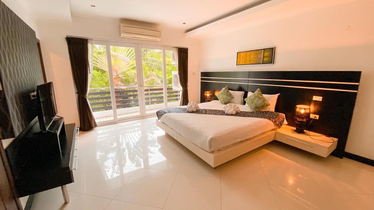 Hidden Palm Pool วิลล่า Pattaya