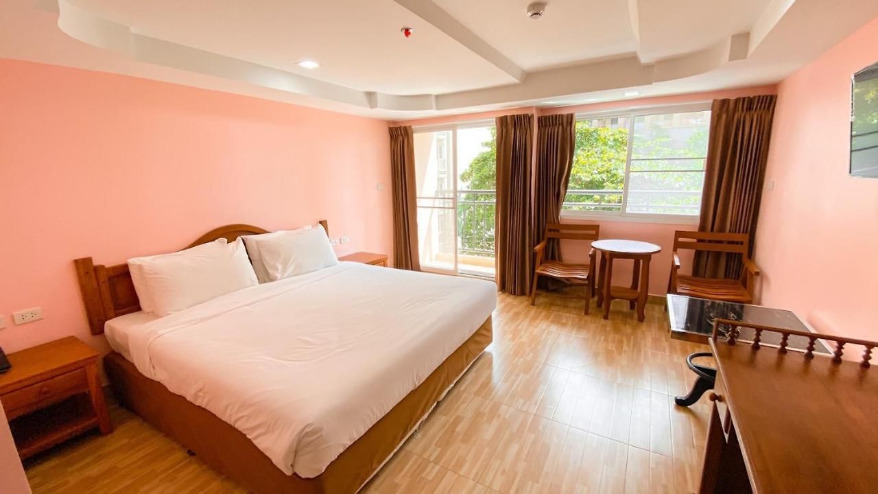 โรงแรม เอเอ พัทยา โกลเดนบีช โฮเต็ล Pattaya