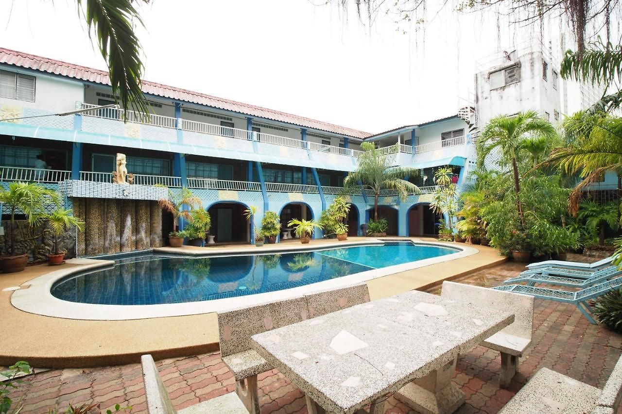 โรงแรม Oyo 1003 Naklua House