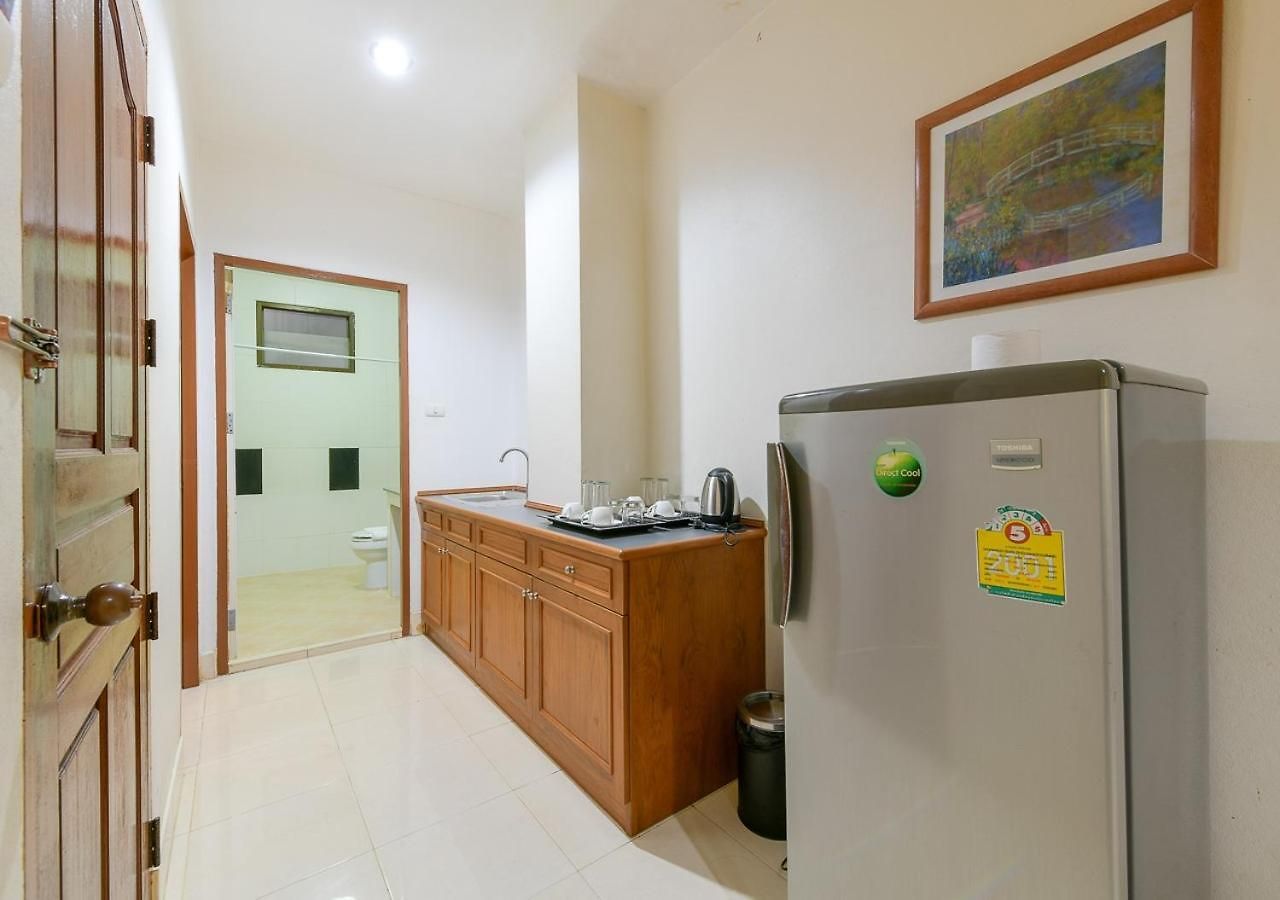 โรงแรม Sun &
