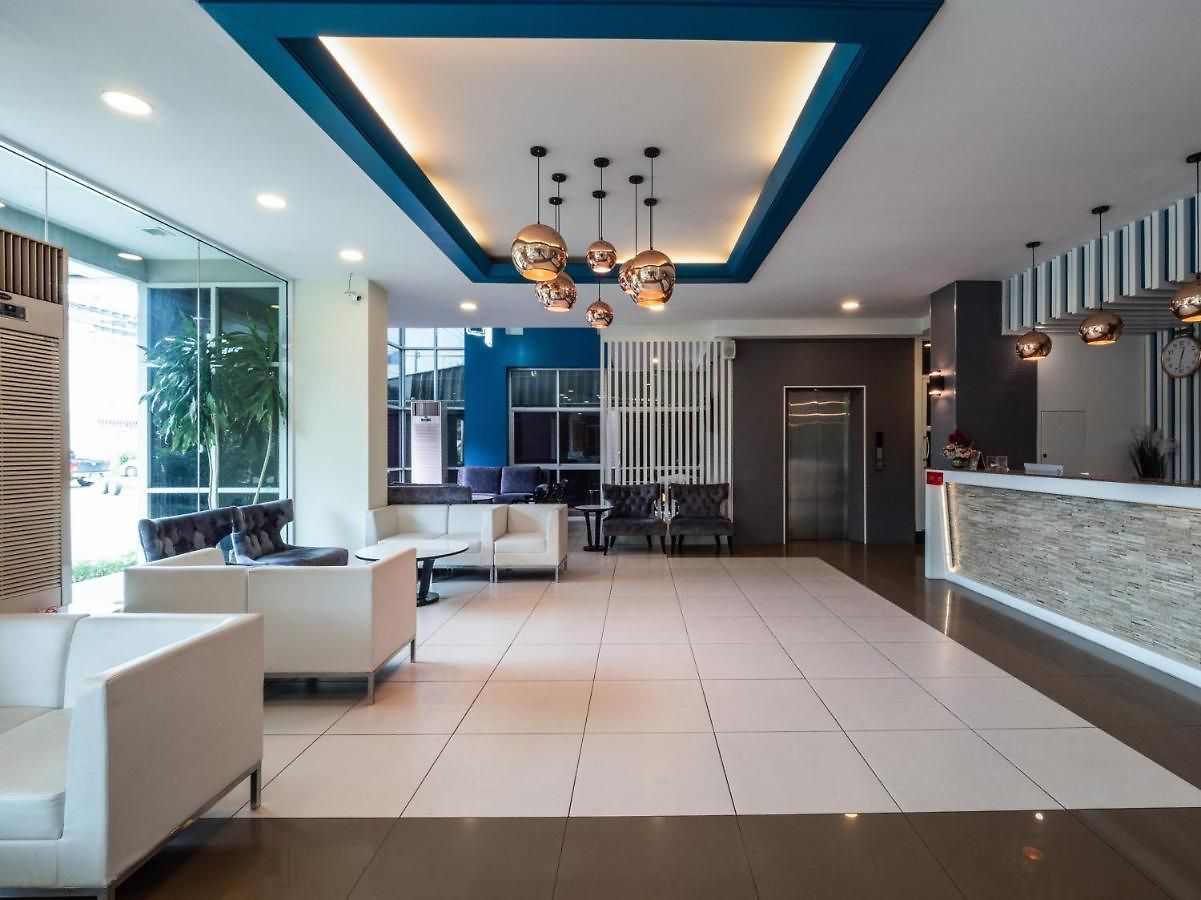 Oyo 1126 Curve Boutique โรงแรม Pattaya