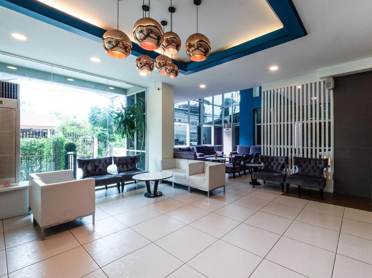 โรงแรม Oyo 1126 Curve Boutique Pattaya