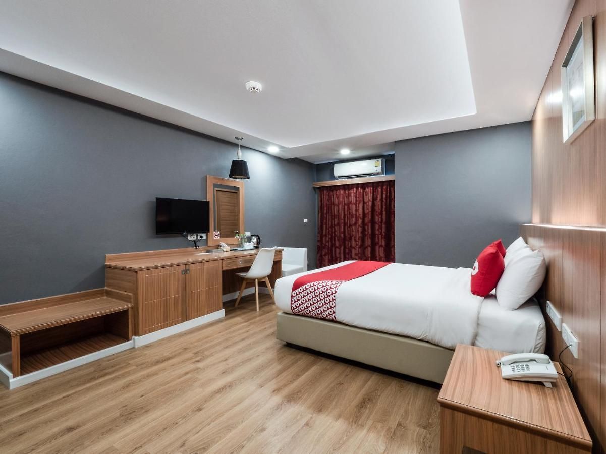 Oyo 1126 Curve Boutique 3* Pattaya