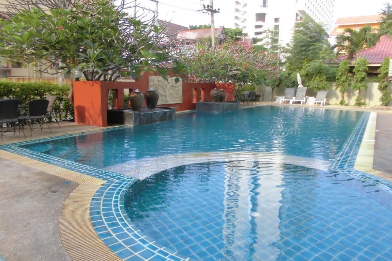 โรงแรม คราวน์พัทยาบีชโฮเทล Pattaya