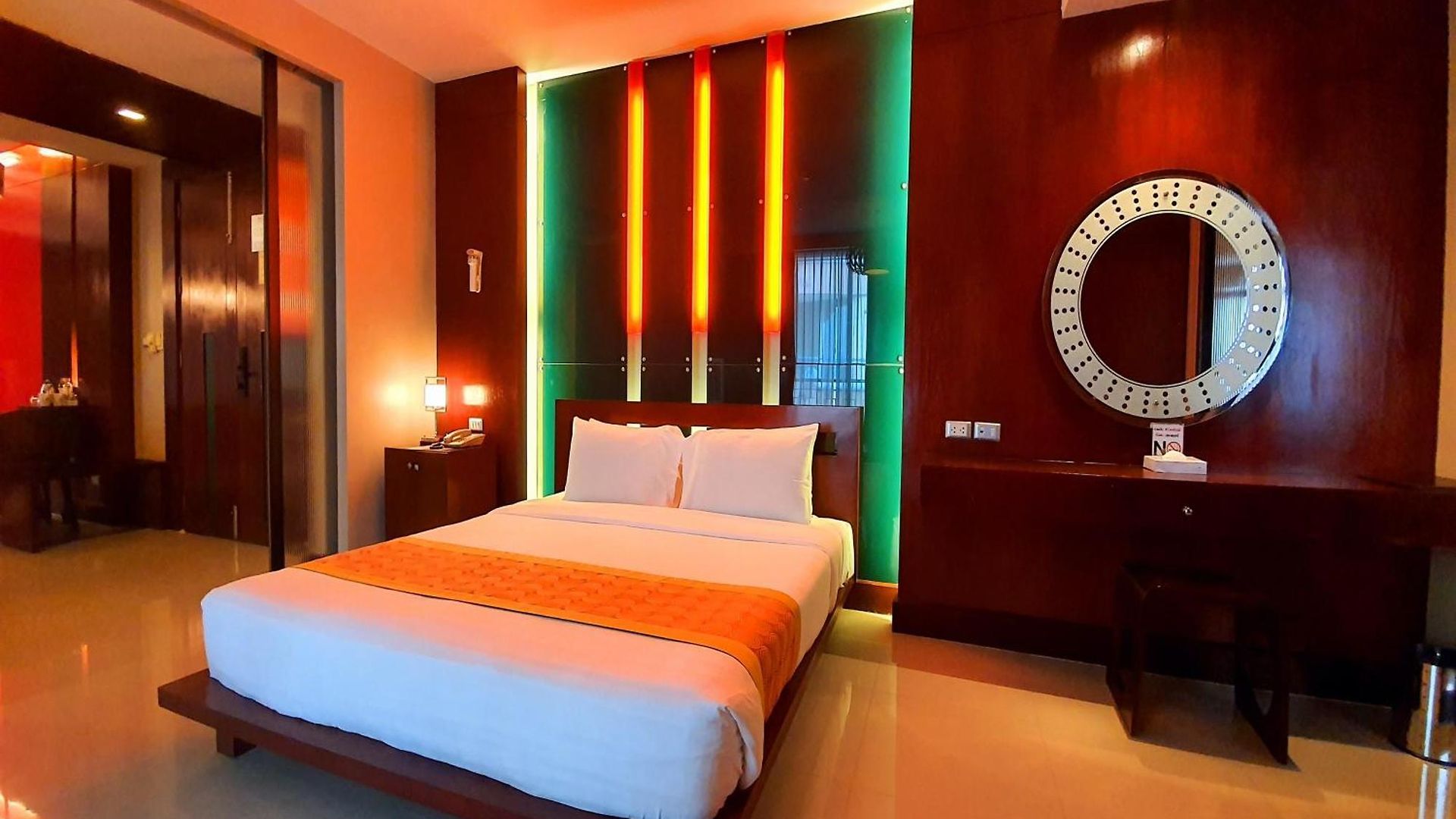 Long Garden & Pavilions โรงแรม