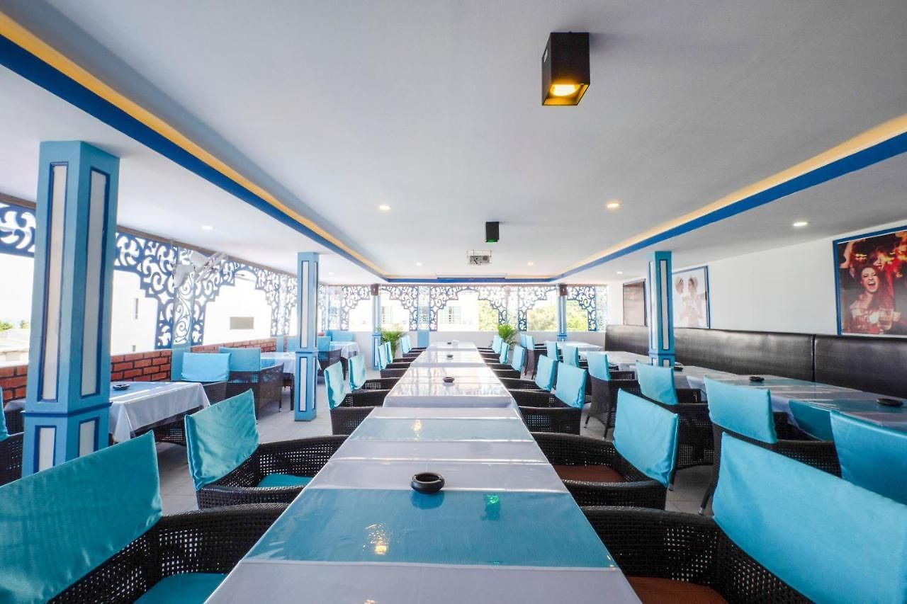 Oyo 75328 Punjabi Junction โรงแรม Pattaya