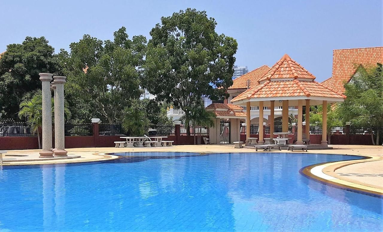 Yailand Luxury Pool Walking Street วิลล่า Pattaya