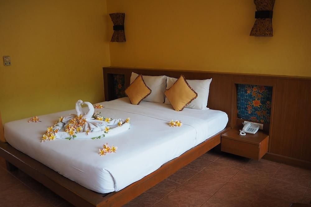 Loma & รีสอร์ท