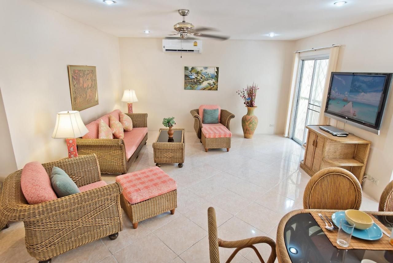 Butterfly Garden Boutique Residences Large Luxury Apts And A Lifetsyle Destination By Neang, Everything Need Right Here 1-3 Bedrooms 110 To 190 Sq Mtrs, 2 Full Bathrooms, Rain Shower, Bath, Bbq, Free Wifi, Staff 24-7, Close To Beac อพาร์ทเม้น *