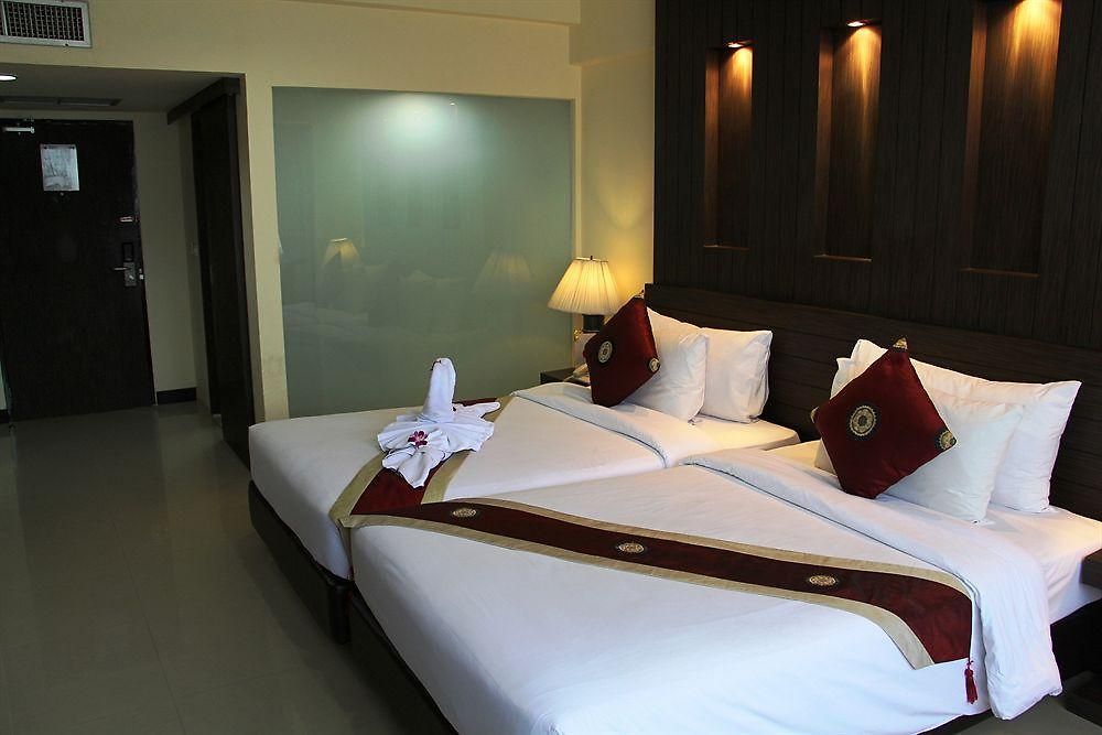 โรงแรม Suncity 4*