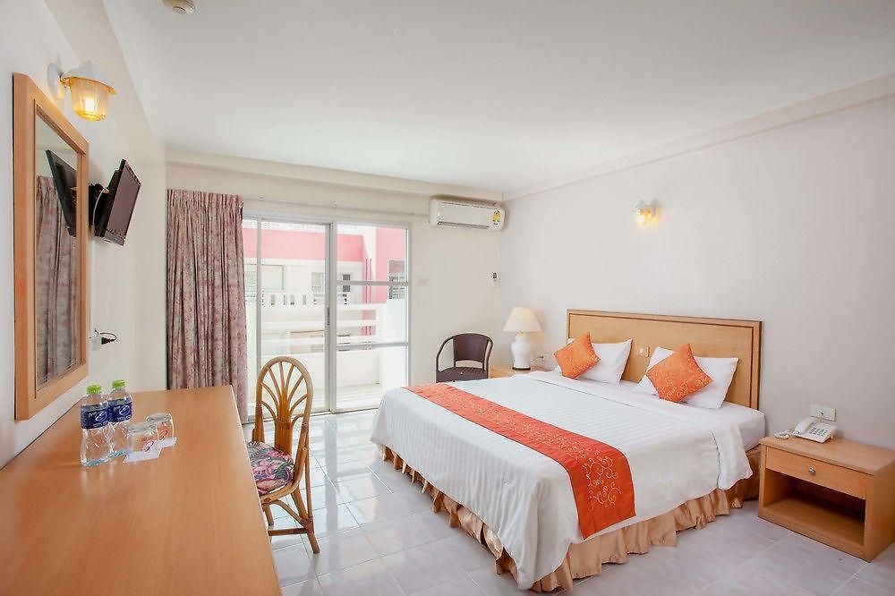 โรงแรม Eastiny Place Pattaya