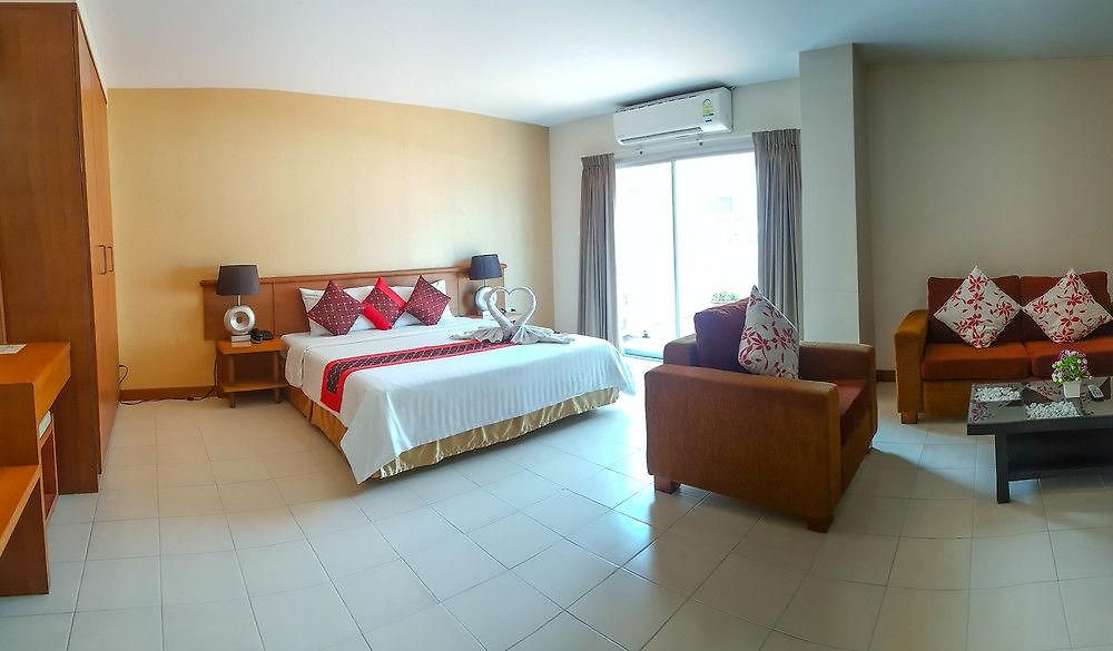 Eastiny Plaza 3*