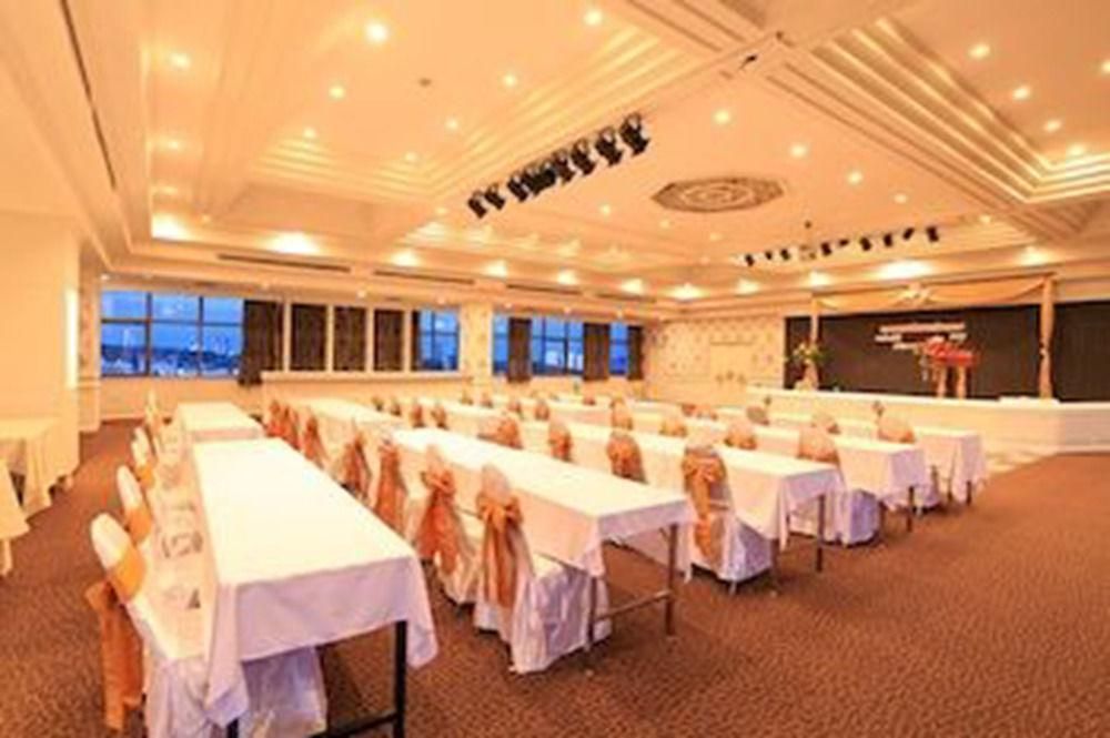 Centre โรงแรม