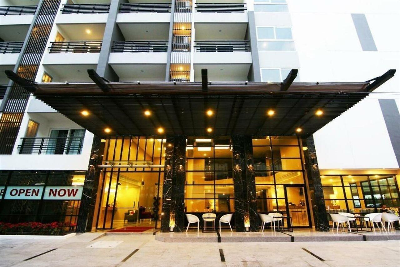 Sea Me Spring Tree (adults Only) โรงแรม Pattaya