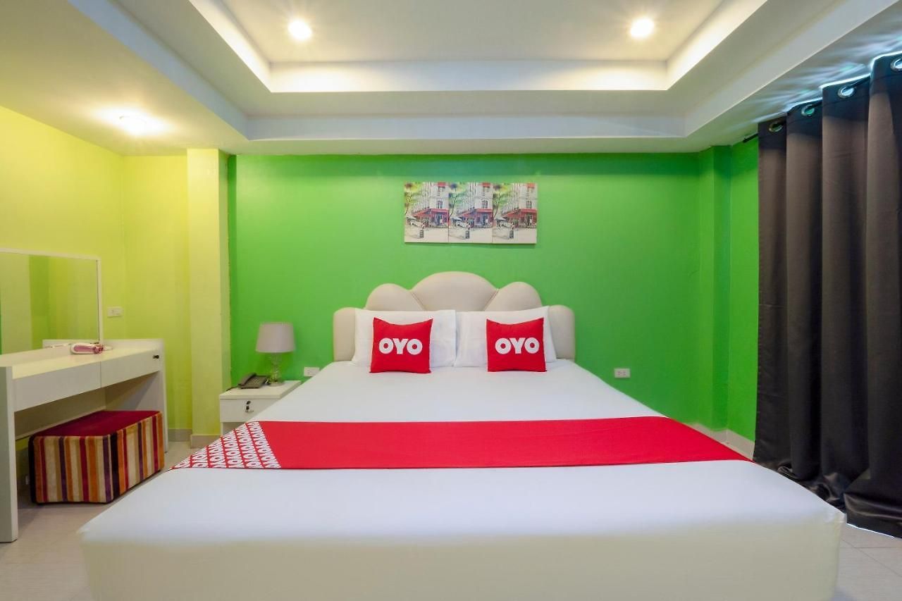 Oyo 75330 Little House โรงแรม