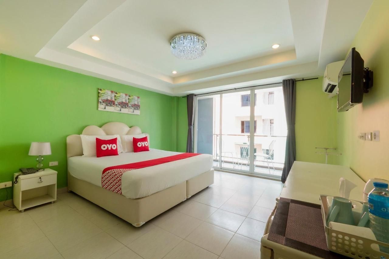 Oyo 75330 Little House โรงแรม Pattaya