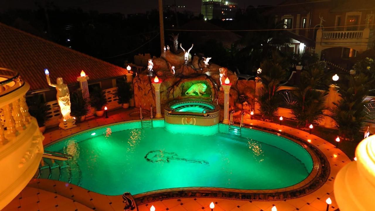 วิลล่า Empireland Luxury Pool Walking Street *