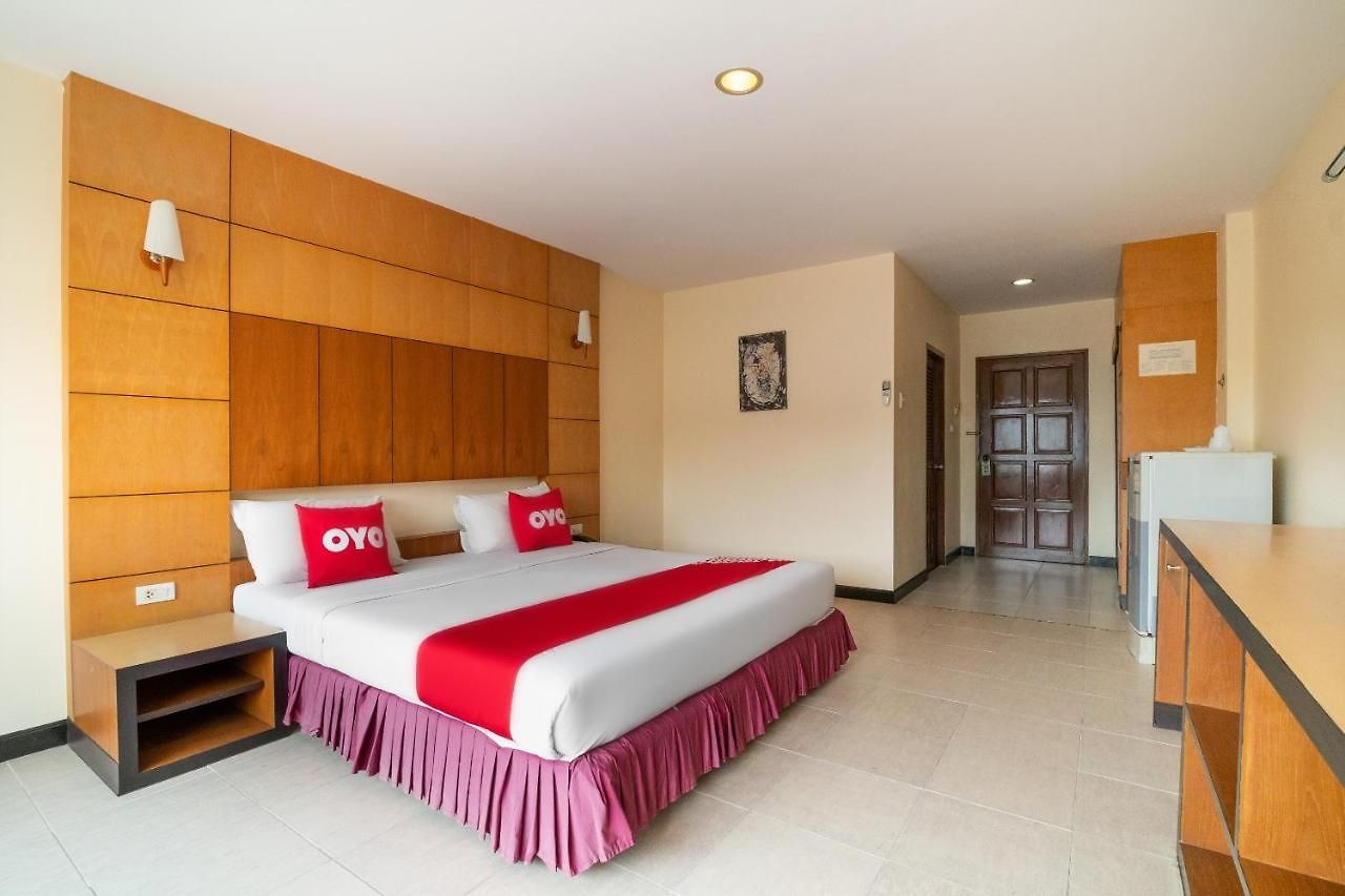 โรงแรม โอโย 882 เดอะมูนไลท์ เซอร์วิสอพาร์ทเมนท์ Pattaya