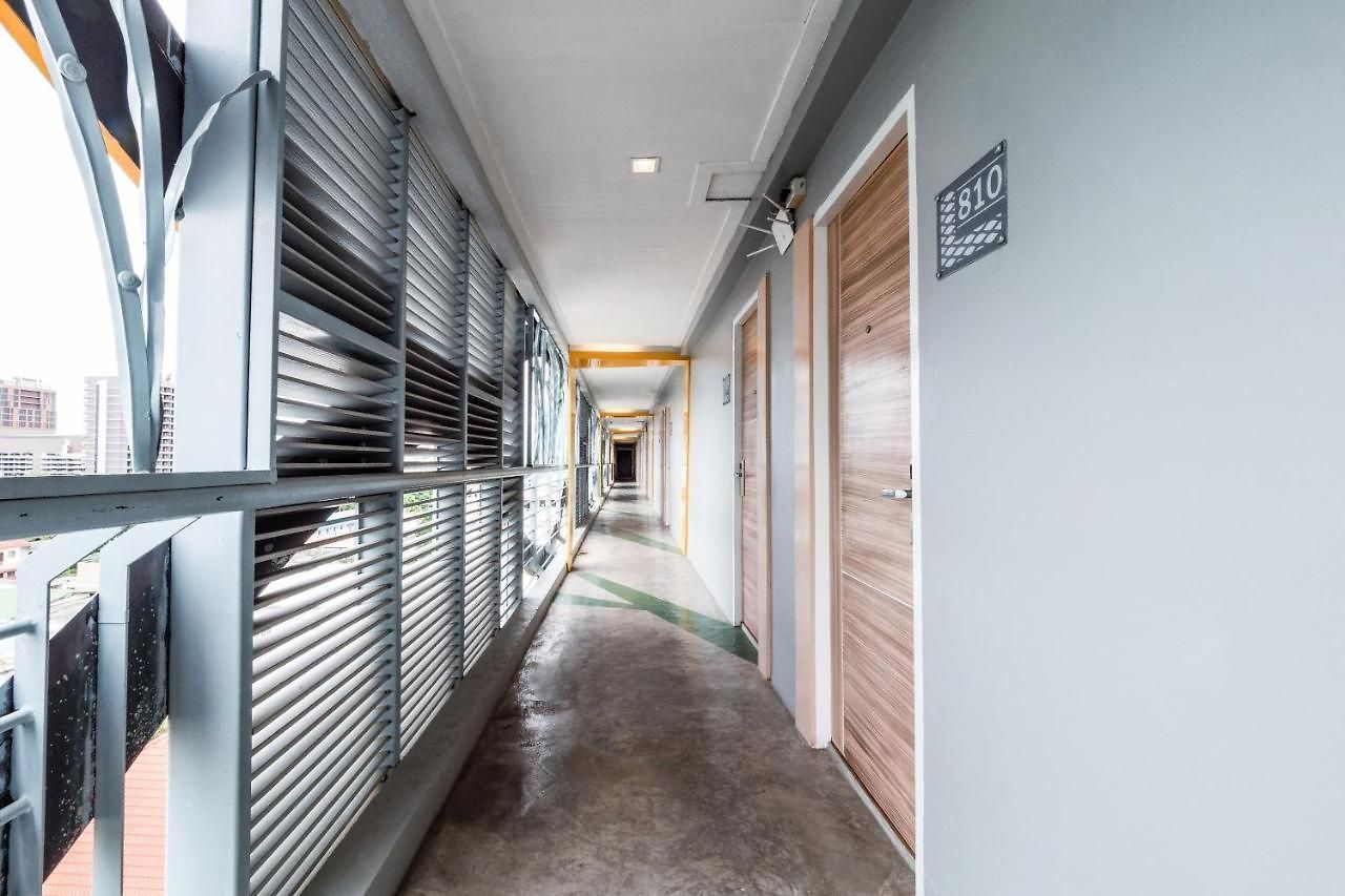 Oyo 1126 Curve Boutique โรงแรม 3*