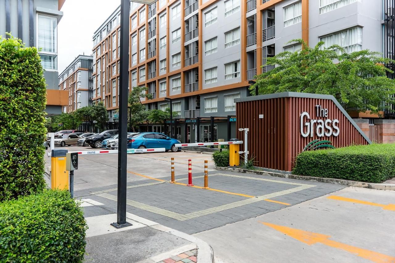 The Grass Serviced โรงแรม Pattaya