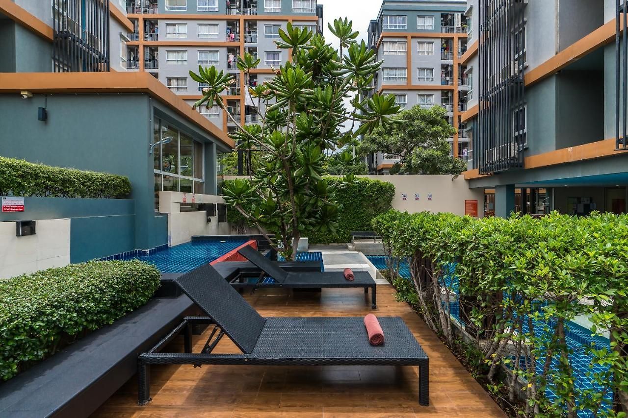 โรงแรม The Grass Serviced 4*