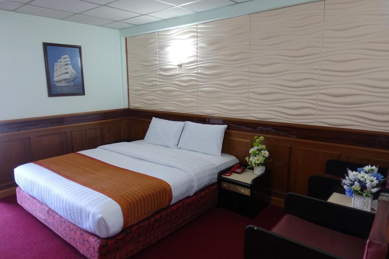 Serene โรงแรม
