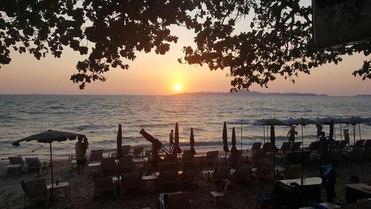 Tuga's Bar And * Pattaya