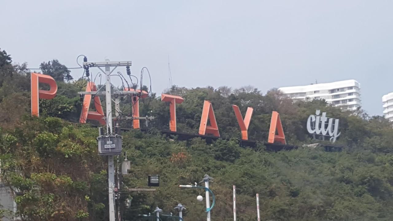 ที่พัก Tuga's Bar And Pattaya