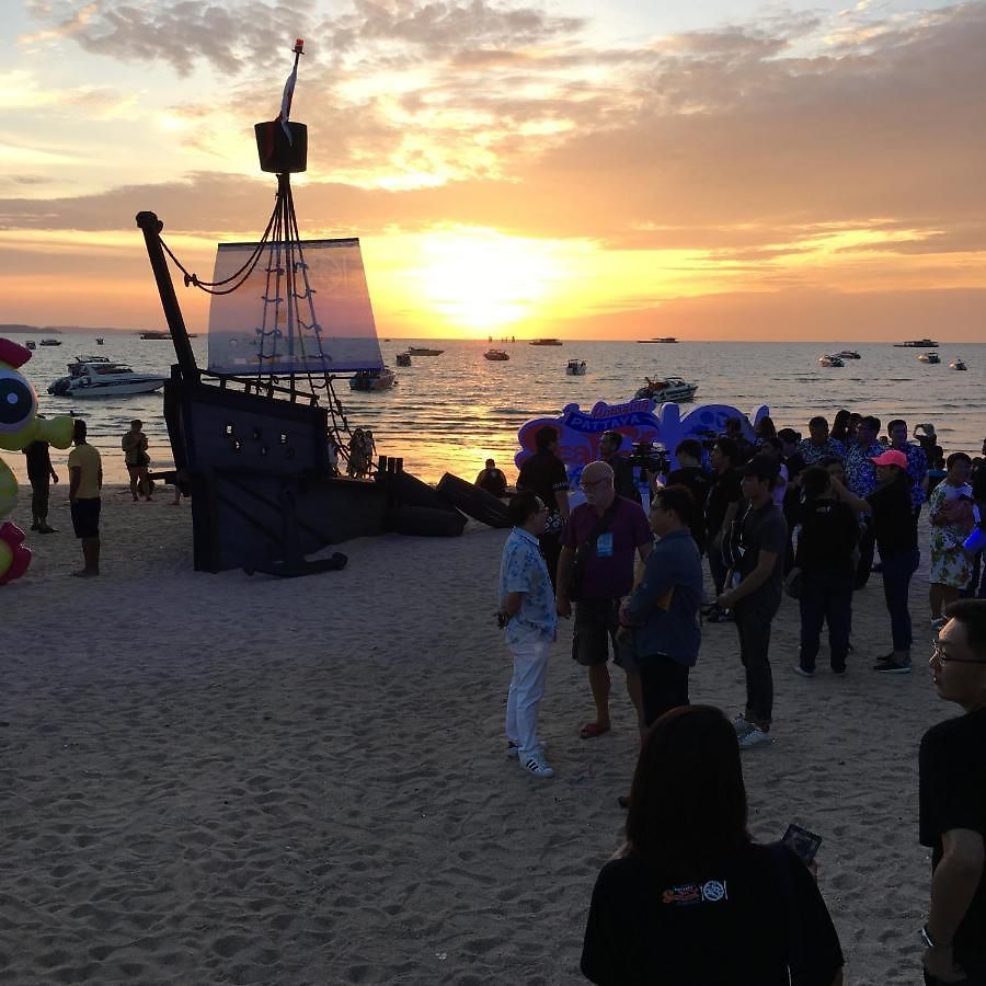 ที่พักพร้อมอาหารเช้า View Talay 1b By Franco Jontiem Pattaya