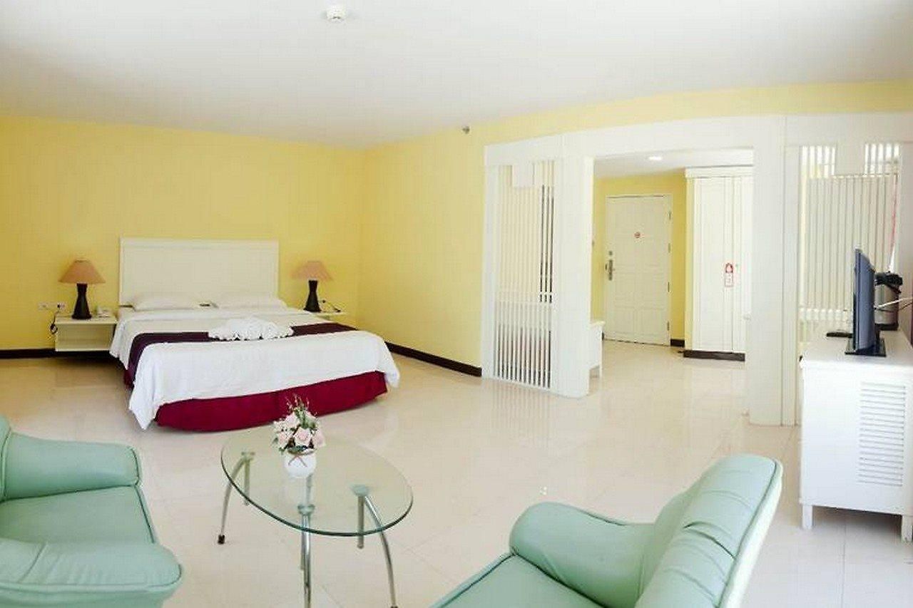 Eastiny โรงแรม 4*