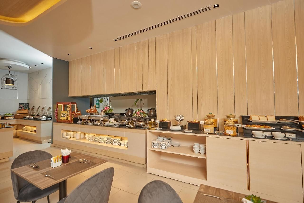 โรงแรม พัทยาซีวิว - Sha Extra 4*