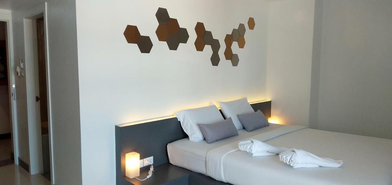 โรงแรม Flipper House - Sha Extra 3*