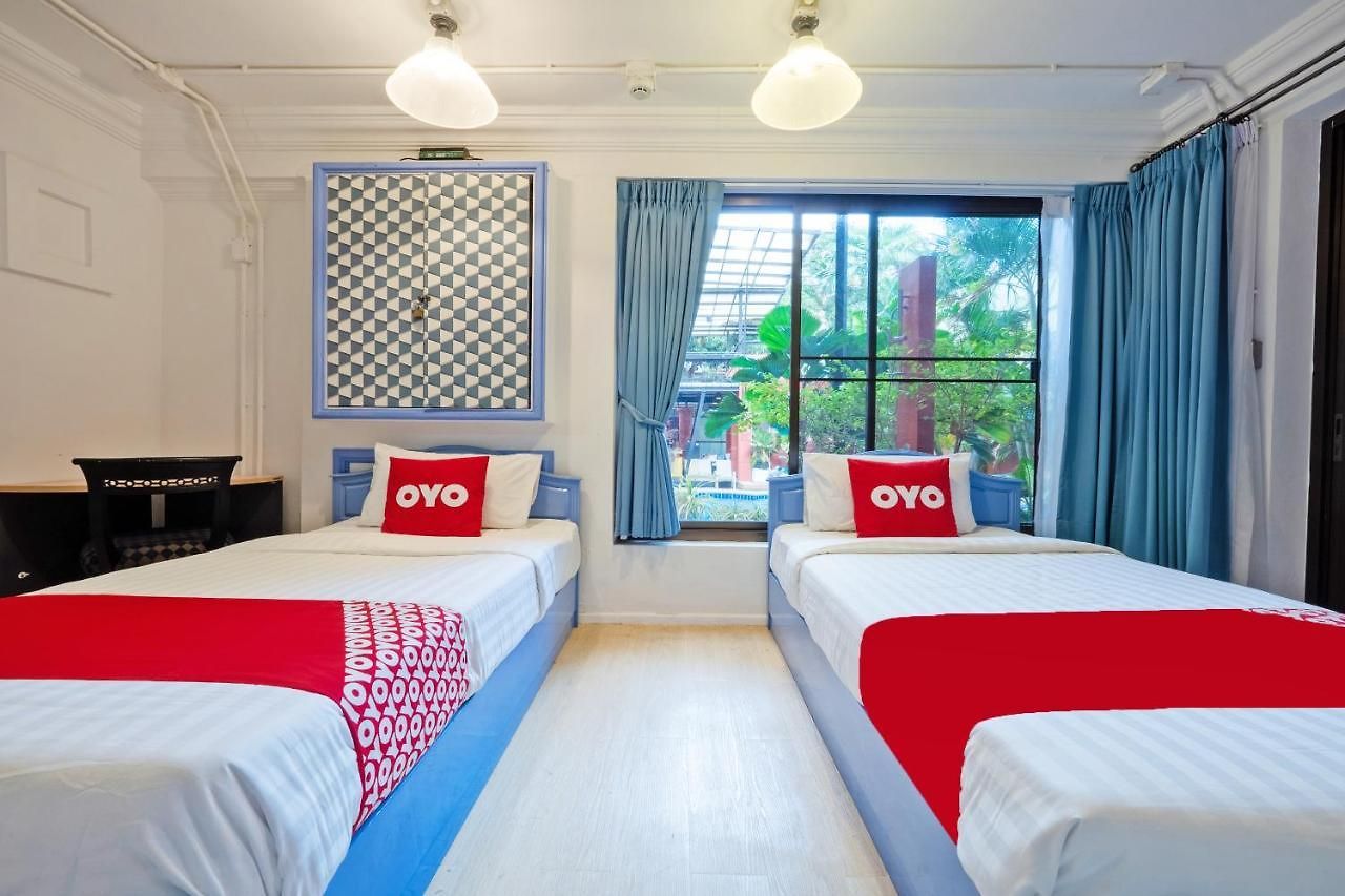 โรงแรม Oyo 75369 Cozy Rooms@ Addicts