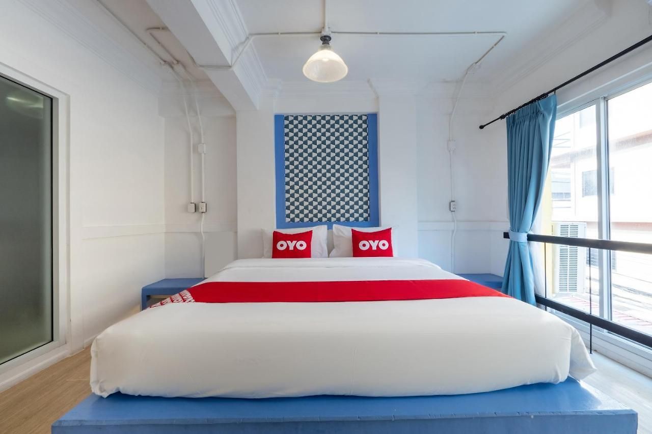 Oyo 75369 Cozy Rooms@ Addicts โรงแรม 2*
