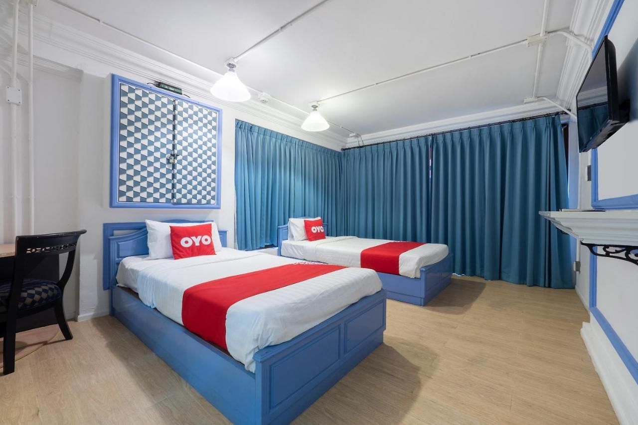 Oyo 75369 Cozy Rooms@ Addicts โรงแรม