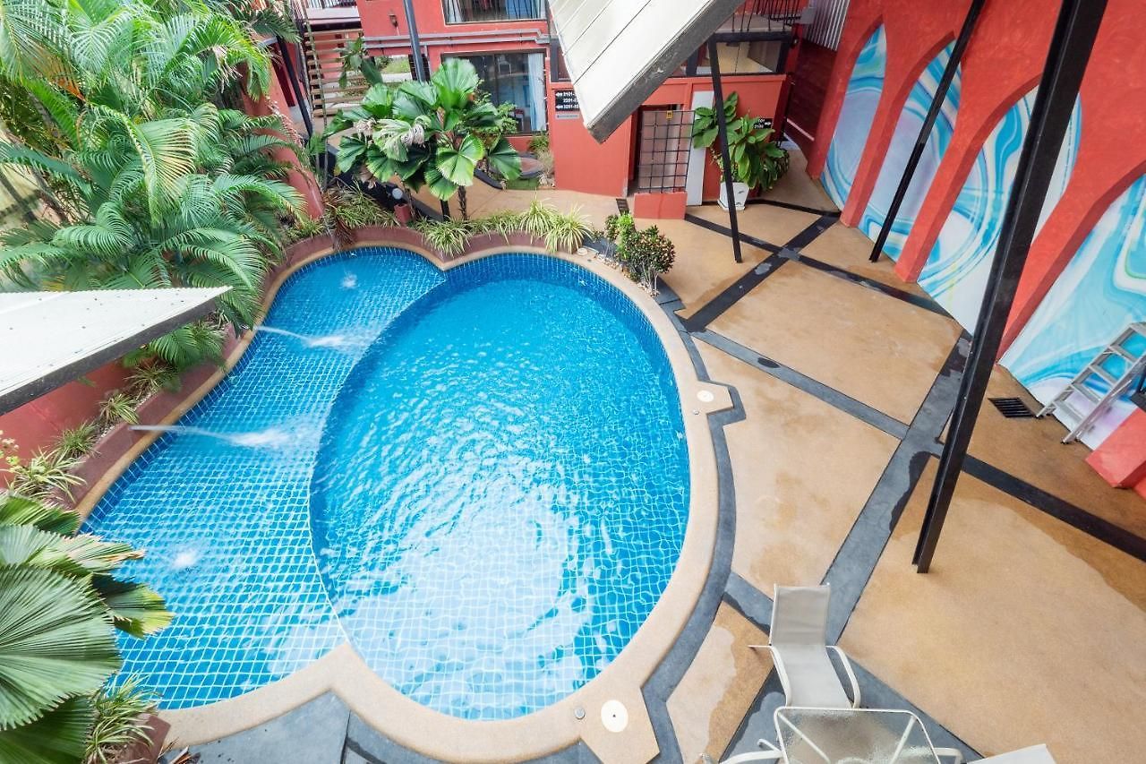 โรงแรม Oyo 75369 Cozy Rooms@ Addicts