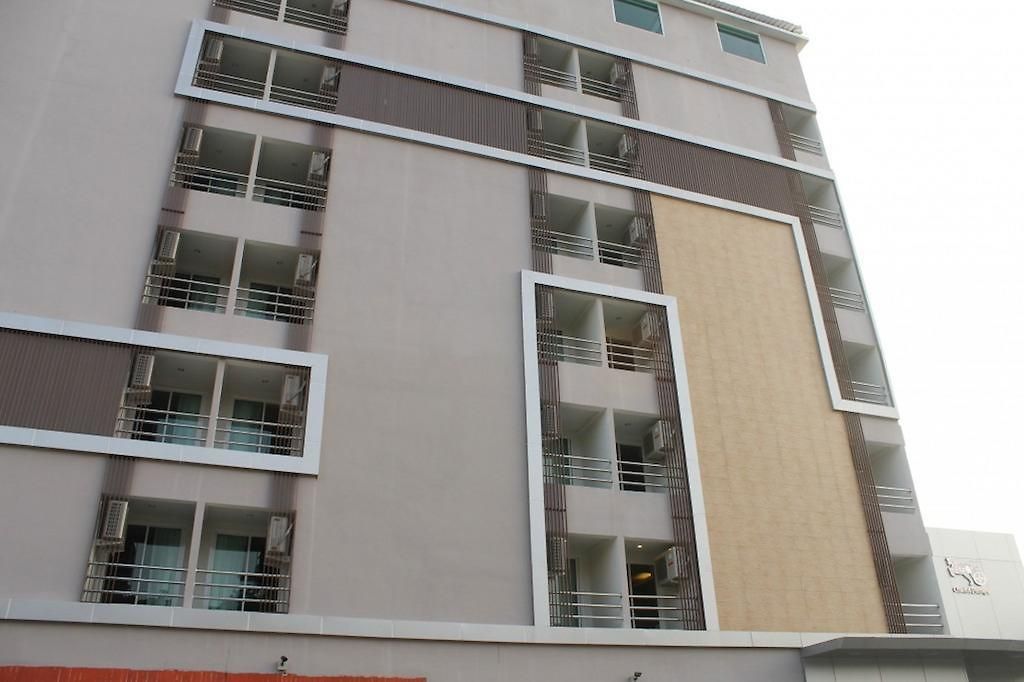 Chariot โรงแรม 3*
