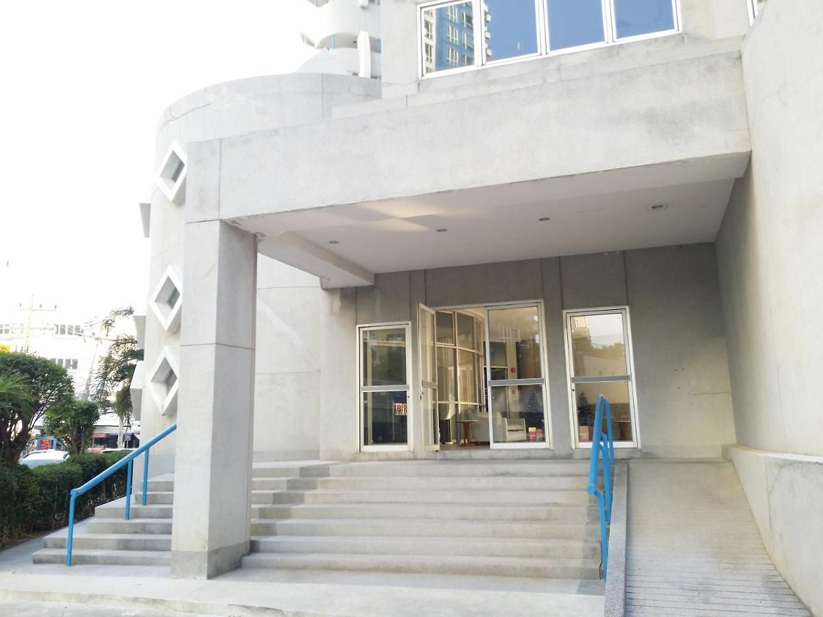 Peak Condominium Aparthotel 4*